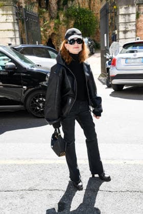 Sighting Isabelle Huppert strolling in Rome Rome, Italy Isabelle Huppert Sighting Isabelle Huppert strolling in Rome Rome, Italy 7th April 2026 SGPItalia id 134735 * Not Exclusive  Copyright: xSGPx