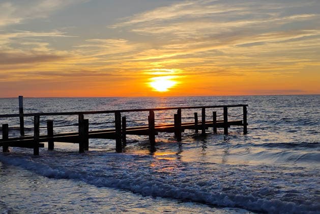 Strand Steg Meer Meerblick Sonnenuntergang Strand Steg Meer Meerblick Sonnenuntergang *** Beach jetty sea sea view sunset Beach jetty sea sea sea view sunset 