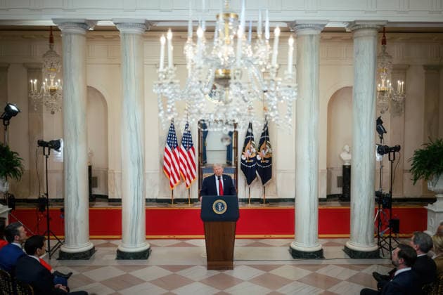 April 7, 2026, Washington, Dc, United States of America: U.S President Donald Trump, delivers an address to the nation on the Iran War from the Cross Hall of the White House, April 1, 2026 in Washington, D.C. Washington United States of America - ZUMAp138 20260407_zaa_p138_026 Copyright: xDanielxTorok WhitexHousex