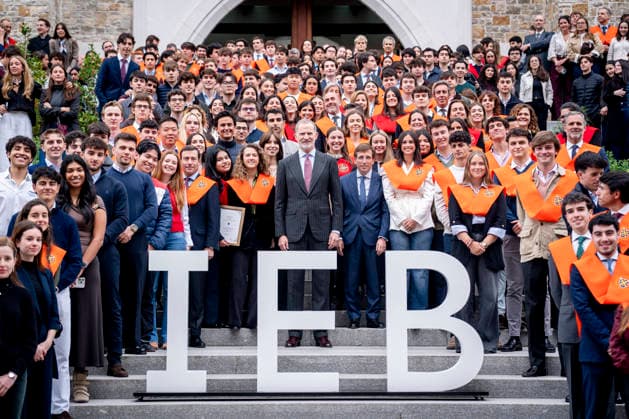 The King presides over the inauguration of the new university campus of the IEB King Felipe VI c during the inauguration of the new university campus of the Instituto de Estudios Bursátiles IEB , on April 8, 2026, in Madrid Spain Although the University Campus of the Instituto de Estudios Bursátiles IEB has been officially inaugurated today, it began its journey in 1989, as a Business School that launched the first Master in Stock Exchange and Financial Markets that was taught in Spain and in the Spanish-speaking world 08 APRIL 2026 A Pé Madrid Madrid Madrid Spain  Copyright: xA.xPÃ rezxMecax 7422756