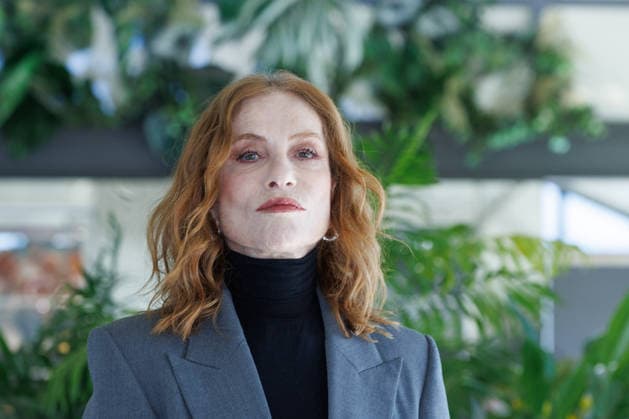 News - Photocall - La donna piu ricca del mondo Isabelle Huppert attends the photocall for the movie La donna piu ricca del mondo on April 08, 2026 at Sofitel Hotel Villa Borghese, Rome, Italy Rome Sofitel Hotel Villa Borghese Italy Copyright: xEmanuelaxVertollix xLiveMediax LPN_2379120