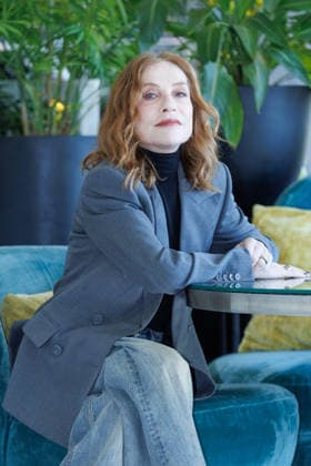News - Photocall - La donna piu ricca del mondo Isabelle Huppert attends the photocall for the movie La donna piu ricca del mondo on April 08, 2026 at Sofitel Hotel Villa Borghese, Rome, Italy Rome Sofitel Hotel Villa Borghese Italy Copyright: xEmanuelaxVertollix xLiveMediax LPN_2379147