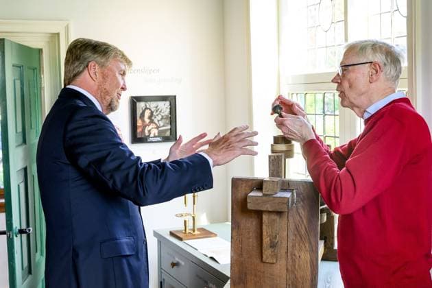 Rijnsburg, The Netherlands, 2026-04-08 13:25:07 RIJNSBURG, 16-12-2026, The Spinoza House King Willem Alexander opens the renovated museum The Spinoza House in Rijnsburg. The museum showcases the life and ideas of philosopher Baruch Spinoza. He moved into the house in 1661 and worked there on his *Ethics*, a philosophical work about God, nature, reason, and emotions. PHOTO: NL Beeld Patrick van Emst Credit: NL Beeld Patrick van Emst  Copyright: xx x