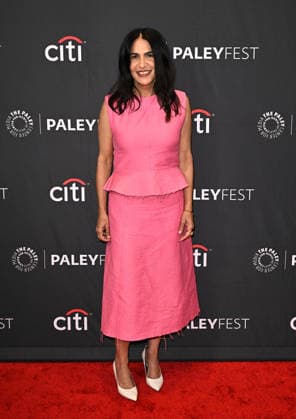 ˜Nobody Wants This™ - 2026 PaleyFest LA Jenni Konner arriving to the Nobody Wants This panel during the 2026 PaleyFest LA held at the Dolby Theatre on April 06, 2026 in Hollywood, CA. Hollywood Dolby Theatre California USA Copyright: xStarbuckx xAFF-USA.comx