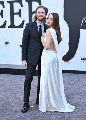 ˜Beef™ season 2 World Premiere Finneas O Connell and Claudia Sulewski arriving to ˜Beef™ season 2 World Premiere at Egyptian Theatre on April 08, 2026 in Hollywood, CA. Hollywood Egyptian Theatre California USA Copyright: xLISAxOConnor AFF-USA.comx