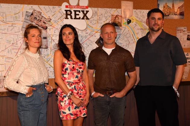 Marie Burchard, Doris Golpashin, Maximilian Brückner und Ferdinand Seebach Kommissar Rex Photocall Astor Lounge München 08. April 2026