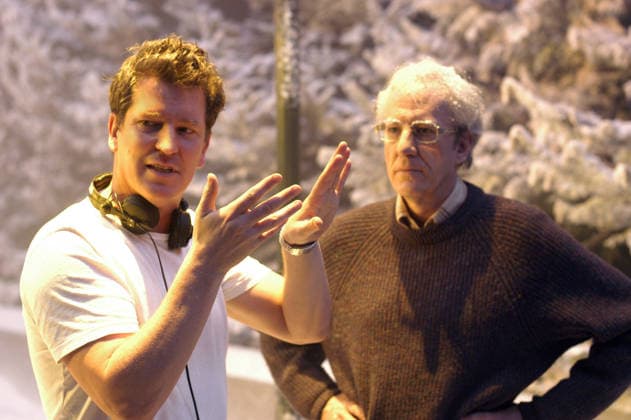 2004 - The Life and Death of Peter Sellers - Movie Set RELEASE DATE: October 2, 2004. MOVIE TITLE: The Life and Death of Peter Sellers. STUDIO: BBC Films. PLOT: The feature adaptation of Roger Lewis book about the actor best remembered as Inspector Clouseau in the Pink Panther movies. PICTURED: Director STEPHEN HOPKINS and actor GEOFFREY RUSH on the set. London England UK Copyright: xBBCxFilmsx