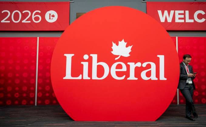April 9, 2026, Montreal, Pq, CANADA: An attendee looks at his phone at the Liberal Convention in Montreal on Thursday, April 9, 2026. Montreal CANADA  - ZUMAc35_ 20260409_zaf_c35_047 Copyright: xChristinnexMuschix