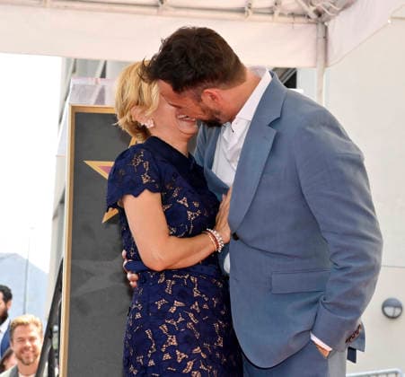 American actor, director and writer Noah Wyle is joined his wife Sara Wells during an unveiling ceremony honoring him with the 2,840th star on the Hollywood Walk of Fame in Los Angeles on Thursday, April 9, 2026.  LAP20260409919 JIMxRUYMEN