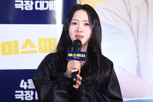 S. Korean actress Shin Soo-yeon S. Korean actress Shin Soo-yeon South Korean actress Shin Soo-yeon, who stars in the new movie Mismatch, attends a publicity event in Seoul on April 9, 2026, to promote the movie, set to hit local screens in South Korea on April 23. (Yonhap) 2026-04-10 11:24:20 < 1980-2026 YONHAPNEWS AGENCY. .> ¼­¿ïÆ¯º°½Ã EDITORIAL USE ONLY  Copyright: xx PYH2026041005870034400 YonhapxNewsx yonphotos251311
