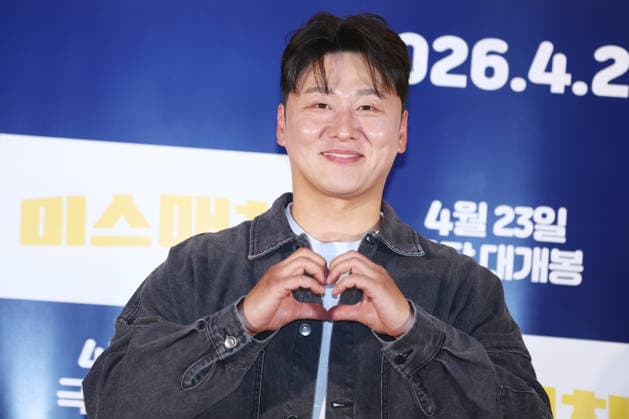 S. Korean actor Oh Dae-hwan S. Korean actor Oh Dae-hwan South Korean actor Oh Dae-hwan, who stars in the new movie Mismatch, poses for a photo during a publicity event in Seoul on April 9, 2026, to promote the movie, set to hit local screens in South Korea on April 23. (Yonhap) 2026-04-10 11:26:11 < 1980-2026 YONHAPNEWS AGENCY. .> ¼­¿ïÆ¯º°½Ã EDITORIAL USE ONLY  Copyright: xx PYH2026041006410034400 YonhapxNewsx yonphotos251323