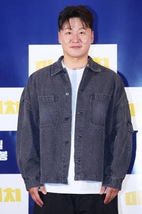 S. Korean actor Oh Dae-hwan S. Korean actor Oh Dae-hwan South Korean actor Oh Dae-hwan, who stars in the new movie Mismatch, poses for a photo during a publicity event in Seoul on April 9, 2026, to promote the movie, set to hit local screens in South Korea on April 23. (Yonhap) 2026-04-10 11:26:05 < 1980-2026 YONHAPNEWS AGENCY. .> ¼­¿ïÆ¯º°½Ã EDITORIAL USE ONLY  Copyright: xx PYH2026041006380034400 YonhapxNewsx yonphotos251324
