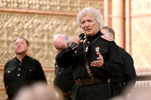 Peter Orloff & der Schwarzmeer Kosaken Chor live bei einem Konzert ihrer Abschiedstournee in der Lutherkirche. Görlitz, 09.04.2026