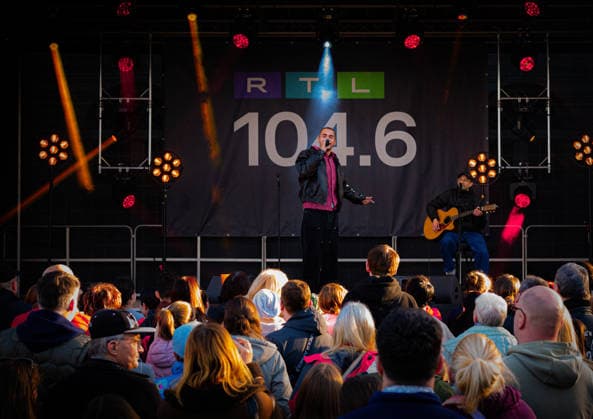 09.04.2026, xlkax, Entertainment, Stars for Free on Tour v.l. Boki von ClockClock während seines Auftritts bei Stars for Free on Tour, präsentiert von Eurowings, am 09. April 2026 in Oranienburg. Oranienburg