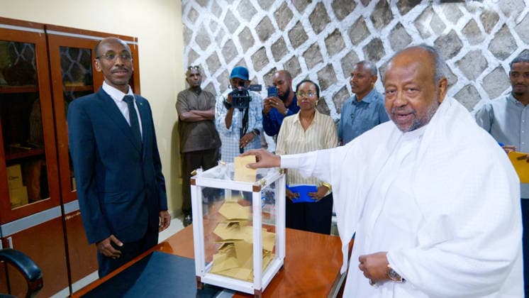 (260410) -- DJIBOUTI CITY, April 10, 2026 -- Incumbent President Ismail Omar Guelleh, Djibouti s presidential candidate for the ruling Union for the Presidential Majority, casts his ballot at a polling station for the presidential election in Djibouti City, capital of Djibouti, on April 10, 2026. Polling stations opened their doors across Djibouti on Friday morning for the start of voting in the country s presidential election. The election will see incumbent President Ismail Omar Guelleh, 78, running for his sixth term and competing against Mohamed Farah Samatar, presidential candidate for the Unified Democratic Centre. ( Handout via Xinhua) DJIBOUTI-DJIBOUTI CITY-PRESIDENTIAL ELECTION-VOTING LaxNation 