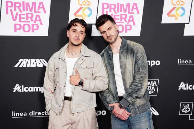 Photocall of the festival Los40 Primavera Pop Madrid 2026 The duo Adexe and Nau during the photocall of the Festival Los40 Primavera Pop Madrid 2026, at the Movistar Arena, on the 10th of April 2026, in Madrid Spain The festival brings together some of the biggest names in pop and urban music of the moment in a macro-concert night to celebrate the 60th anniversary of Los40 Thousands of attendees enjoy live the greatest hits that dominate the charts 10 APRIL 2026 MUSIC LOS40 PRIMAVERA POP CONCERT MUSIC MUSICIANS FAMOUS SINGERS CULTURE ENTERTAINMENT A Pé Madrid Madrid Madrid Spain Copyright: xA.xPÃ rezxMecax 7429621