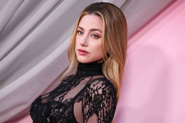 Fashion Trust U.S. Awards 2026 LOS ANGELES, CALIFORNIA, USA - APRIL 07: Lili Reinhart wearing Blumarine FW26 RTW with Mejuri earrings arrives at the Fashion Trust U.S. Awards 2026 In Partnership With Google held at nya studios WEST on April 7, 2026 in Los Angeles, California, United States., Credit:Chad Salvador Avalon United States, California, Los Angeles, nya studios WEST  Copyright: xChadxSalvadorx xAvalonx 1089980370