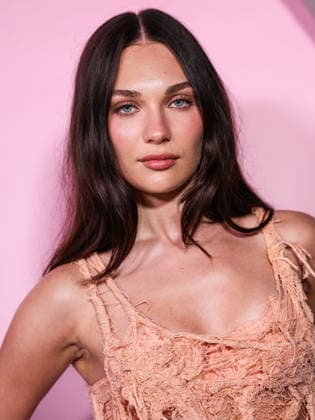 Fashion Trust U.S. Awards 2026 LOS ANGELES, CALIFORNIA, USA - APRIL 07: Maddie Ziegler arrives at the Fashion Trust U.S. Awards 2026 In Partnership With Google held at nya studios WEST on April 7, 2026 in Los Angeles, California, United States., Credit:Chad Salvador Avalon United States, California, Los Angeles, nya studios WEST  Copyright: xChadxSalvadorx xAvalonx 1089980525