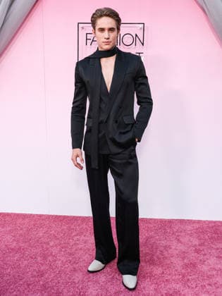 Fashion Trust U.S. Awards 2026 LOS ANGELES, CALIFORNIA, USA - APRIL 07: Ollie Muhl arrives at the Fashion Trust U.S. Awards 2026 In Partnership With Google held at nya studios WEST on April 7, 2026 in Los Angeles, California, United States., Credit:Chad Salvador Avalon United States, California, Los Angeles, nya studios WEST  Copyright: xChadxSalvadorx xAvalonx 1089981418