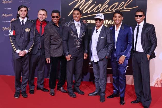 Michael Bigi Jackson, Prince Michael Jackson, Jackie Jackson, Jermaine Jackson, Marlon Jackson Filmpremiere zu Michael auf dem Uber Platz Berlin Datum: 10.04.2026 Copyright: xEventpress Kratschx