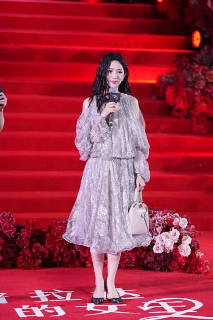 SHANGHAI, CHINA - APRIL 10: Actress Zhou Ye attends the premiere of film The Devil Wears Prada 2 on April 10, 2026 in Shanghai, China.  Copyright: xVCGx 111633972889