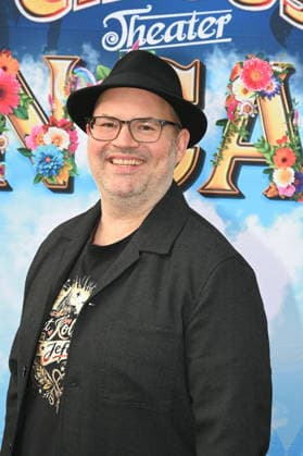Musiker Björn Heuser kommt zur Kölner Premiere des Circus Roncalli