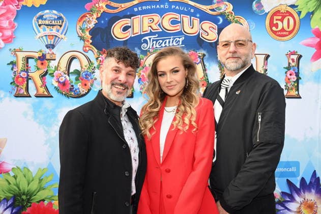 Christoph Gobet,Carla Porombka, Javier Rubin Santos kommt zur Kölner Premiere des Circus Roncalli