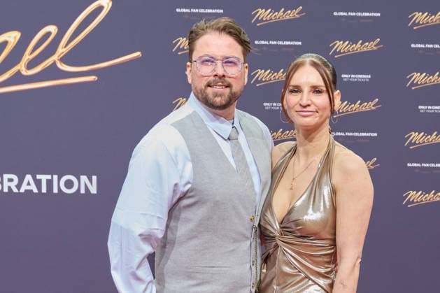 Felix von Jascheroff mit Ehefrau Alexandra Sophie Winterberg - Internationale Premiere & Global Fan Celebration von Michael an der Uber Eats Music Hall in Berlin am 10.04.2026. Kinopremiere Michael *** Felix von Jascheroff with wife Alexandra Sophie Winterberg International premiere Global Fan Celebration of Michael at the Uber Eats Music Hall in Berlin on 10 04 2026 Cinema premiere Michael