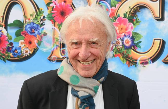 Der schweizer Kabarettist Emil Steinberger kommt zur Kölner Premiere des Circus Roncalli