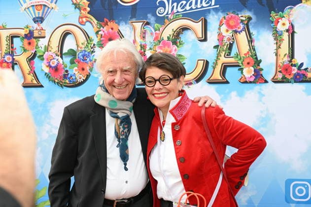 Der schweizer Kabarettist Emil Steinberger und seine Frau Niccel Steinberger kommt zur Kölner Premiere des Circus Roncalli