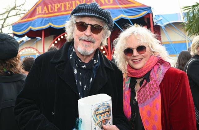 Musiker Wolfgang Niedecken und seine Frau Tina kommt zur Kölner Premiere des Circus Roncalli