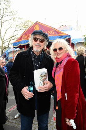 Musiker Wolfgang Niedecken und seine Frau Tina kommt zur Kölner Premiere des Circus Roncalli