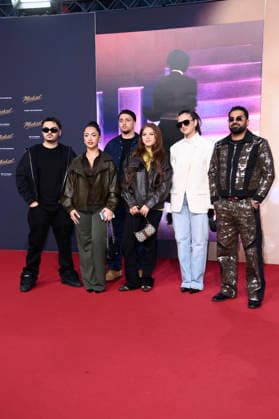 Asal Movafegh, Zah1de (Zahide Kayaci) und Yarem Kayaci mit Gästen bei der Premiere des Kinofilms Michael in der Uber Eats Music Hall. Berlin, 10.04.2026