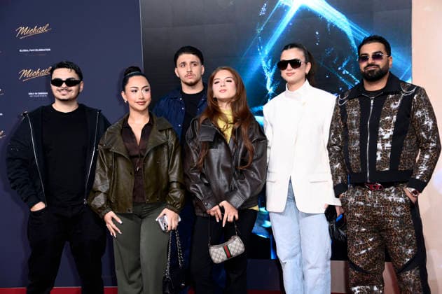 Asal Movafegh, Zah1de (Zahide Kayaci) und Yarem Kayaci mit Gästen bei der Premiere des Kinofilms Michael in der Uber Eats Music Hall. Berlin, 10.04.2026