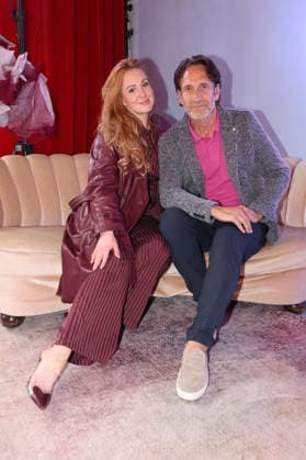 Kiki la Bise und Falk-Willy Wild bei der Anja Gockel Fashion Show Frisches für die Sinne im Showroom Paris 44 by Anja Gockel. Berlin, 10.04.2026
