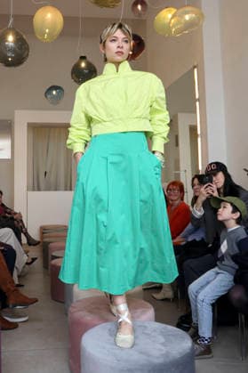 Anna Okuneva bei der Anja Gockel Fashion Show Frisches für die Sinne im Showroom Paris 44 by Anja Gockel. Berlin, 10.04.2026