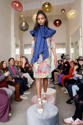 Debora Goulart bei der Anja Gockel Fashion Show Frisches für die Sinne im Showroom Paris 44 by Anja Gockel. Berlin, 10.04.2026