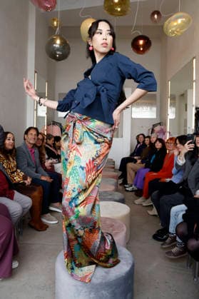 Miho Shiratori bei der Anja Gockel Fashion Show Frisches für die Sinne im Showroom Paris 44 by Anja Gockel. Berlin, 10.04.2026