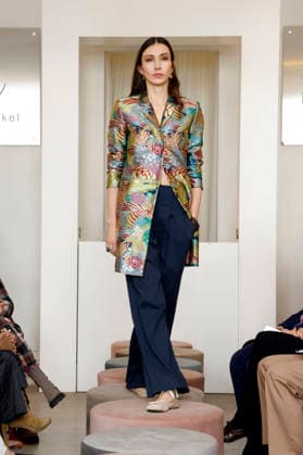 Lia Kemendi bei der Anja Gockel Fashion Show Frisches für die Sinne im Showroom Paris 44 by Anja Gockel. Berlin, 10.04.2026