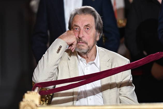 News Bilder des Tages #2 RUSSIA, MOSCOW - APRIL 11, 2026: Investor, engineer, businessman Errol Musk, the father of Elon Musk, attends an Easter service at the Cathedral of Christ the Saviour. The Russian Orthodox Church celebrates the holiday according to the Julian calendar Moscow Russia  - ZUMAt113 20260411_zaa_t113_612 Copyright: xSergeixBobylevx