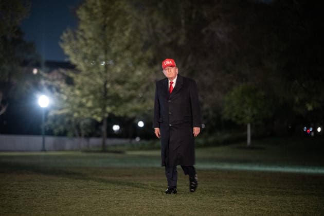 April 12, 2026, Washington, Dc, United States: President DONALD TRUMP returns to the White House on April 12, 2026. The President took no questions on arrival, but prior to boarding the helicopter spoke with the media about Iran and the Pope. Washington United States - ZUMAl312 20260412_znp_l312_003 Copyright: xAndrewxLeydenx