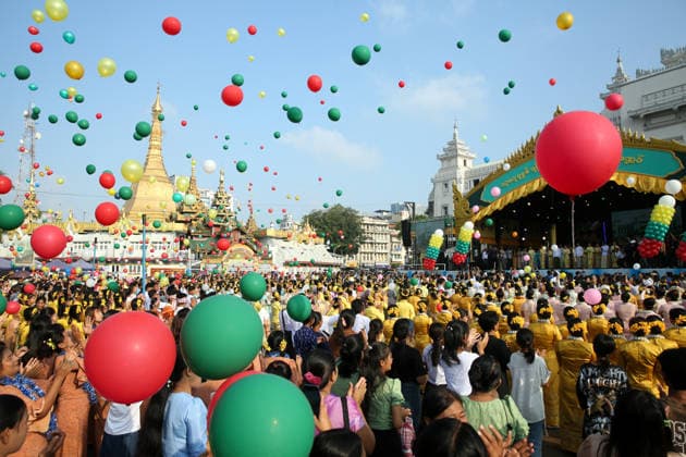 (260413) -- YANGON, April 13, 2026 -- People take part in celebrations of the Thingyan water festival in Yangon, Myanmar, April 13, 2026. The festival, marking the start of Myanmar New Year, usually occurs in the middle of April and lasts for four to five days. It falls on April 13 this year. ) MYANMAR-YANGON-THINGYAN WATER FESTIVAL-CELEBRATIONS MyoxKyawxSoe 