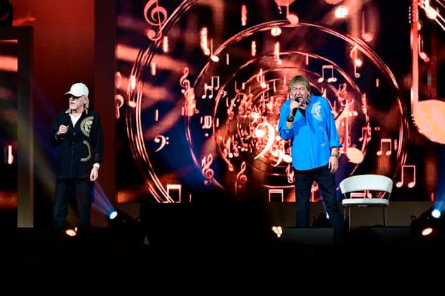 Karl-Heinz Ulrich und Bernd Ulrich von Die Amigos live bei einem Konzert der erLebe jetzt! -Tour in der Messe- & Veranstaltungshalle. Löbau, 12.04.2026