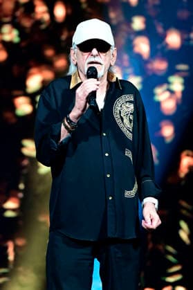 Karl-Heinz Ulrich von Die Amigos live bei einem Konzert der erLebe jetzt! -Tour in der Messe- & Veranstaltungshalle. Löbau, 12.04.2026