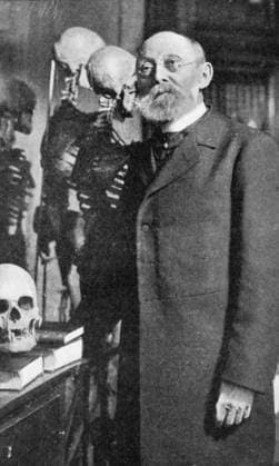 RECORD DATE NOT STATED Photo of Rudolf Virchow surrounded by anatomical models. Photograph of Rudolf Virchow (1829-1902), a prominent pathologist known for his advancements in public health and cellular pathology, surrounded by anatomical models. c.1902. Editorial use only. All uses to be cleared in advance with World History Archive, or the designated agent of World History Archive., WHA_006_0403.jpg, Rudolf Virchow; pathologist; public health; cellular pathology; 1902; anatomical models; Germany; medical history; 19th century; scientific advancements; pathology; health reform; microscopy; disease prevention; medical education; historical figures; biomedicine; research; anatomy; medical ethics; public health policy; historical photography Copyright: xx