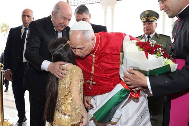 The President of Algeria, Abdelmadjid Tebboune, receives Pope Leo in Algiers, The President of Algeria, Abdelmadjid Tebboune, receives Pope Leo in Algiers, where the two sides discuss relations and cooperation on a number of issues of common interest, Algiers, April 13, 2026. Photo by Algerian Presidency Office apaimages Algeria Algeria Algeria 130426_Algiers_APO_00(6) Copyright: xapaimagesxAlgerianxPresidencyxOfficex xapaimagesx