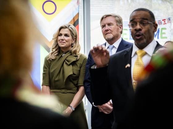 PHILADELPHIA - King Willem-Alexander and Queen Maxima are visiting the Kensington Creative & Performing Arts High School in Fishtown, a developing neighborhood where American and Dutch art and architecture are visible. The visit was part of a three-day working visit to Philadelphia, Washington D.C., and Miami in the United States (US). REMKO DE WAAL ANP netherlands out - belgium out  Copyright: xx x555732313x originalFilename: 555732313.jpg