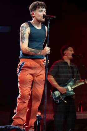 Louis Tomlinson Performs in Madrid, Spain - 13 Apr 2026 Singer Louis Tomlinson performs at the Movistar Arena in Madrid. Madrid Spain Copyright: xAtilanoxGarciax xSOPAxImagesx photos12811