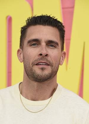 Josh Segarra at arrivals for ROOMMATES Premiere, The Egyptian Theatre Hollywood, Los Angeles, CA, April 13, 2026. Photo By: Elizabeth Goodenough Everett Collection ROOMMATES Premiere PUBLICATIONXNOTxINxCANxCHNxFRAxITAxJPNxNORxPOLxRUSxESPxUKxUSA