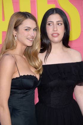 Roommates Premiere - Los Angeles, USA LOS ANGELES, USA. April 13, 2026: Chloe East & Sadie Sandler at the premiere for Roommates at the Egyptian Theatre. Los Angeles CA USA  Copyright: xPaulxSmith Featureflashx